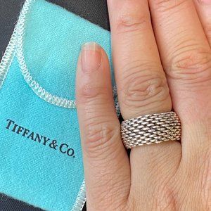 TIFFANY & CO. Somerset Mesh Ring